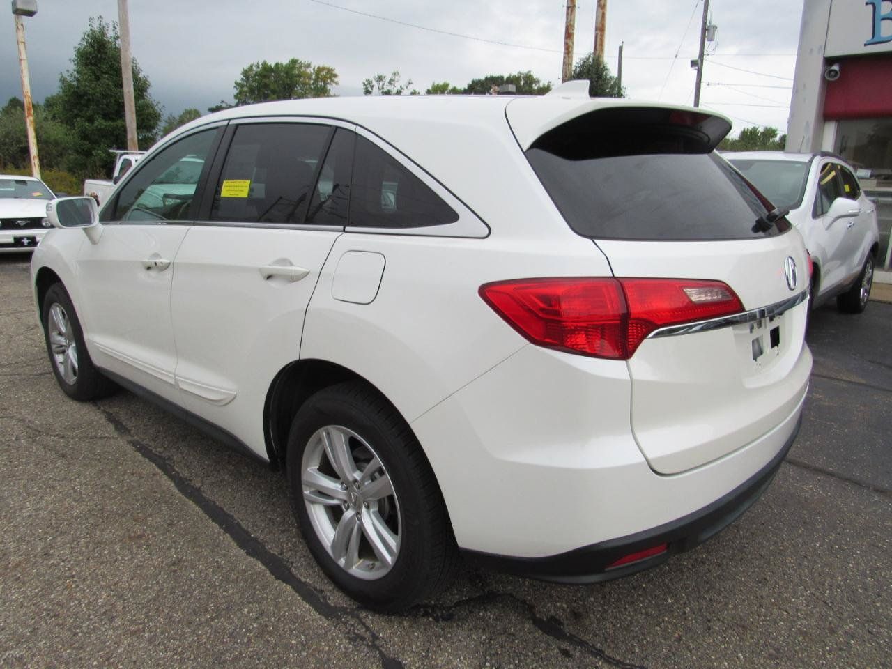 Used 2015 Acura RDX w/ Technology Package AWD/4WD image 28