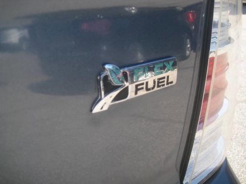 Used 2010 Mercury Mariner 4WD image 9