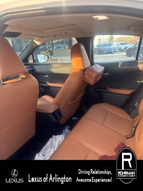 Used 2022 Lexus UX 250h w/ Premium Package AWD/4WD image 7