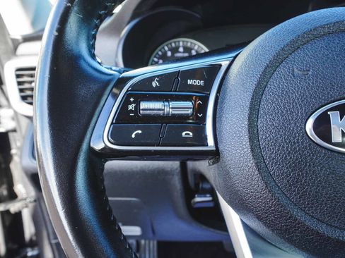 Used 2020 Kia Optima S image 23