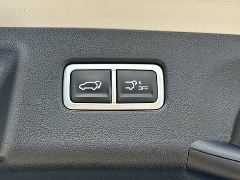 Used 2024 Kia Sorento SX image 13