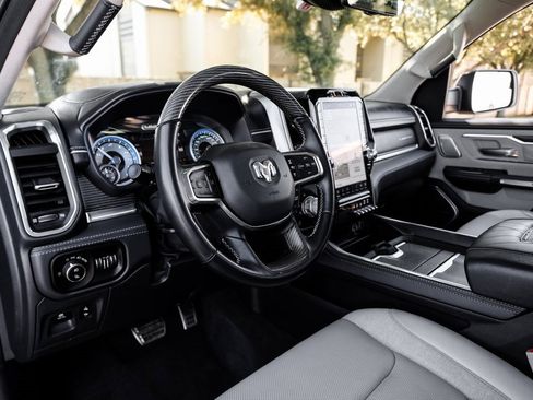 Used 2022 RAM 1500 Limited image 3