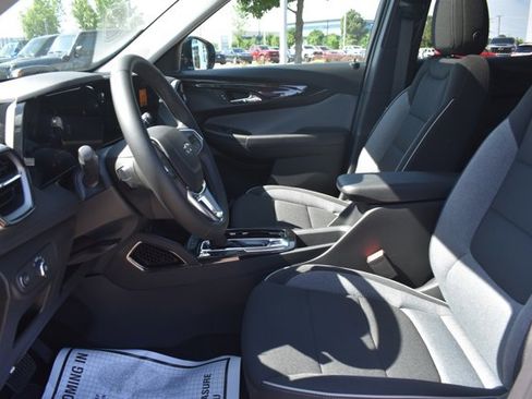 New 2026 Chevrolet TrailBlazer LT w/ Convenience Package FWD image 15