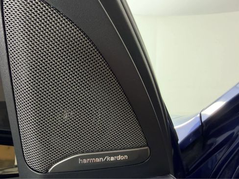 Used 2019 BMW X7 xDrive50i w/ M Sport Package image 15