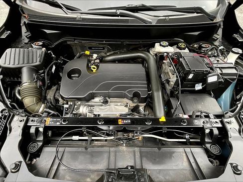 Certified 2023 GMC Terrain SLE w/ Driver Convenience Package image 26