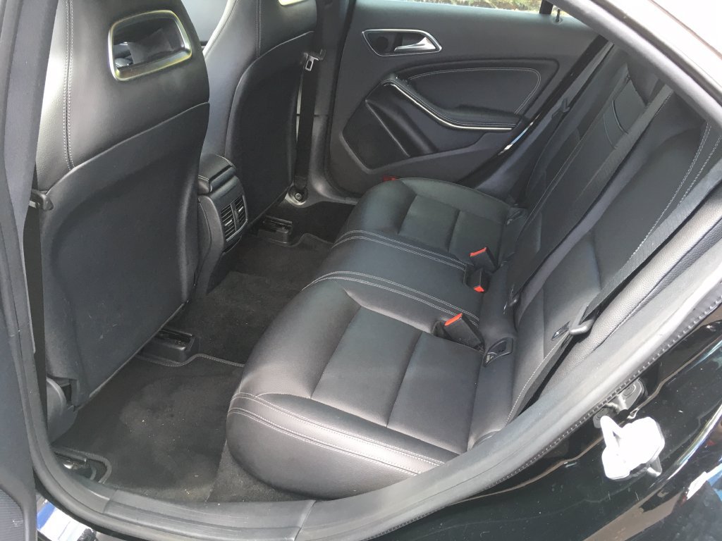 Used 2018 Mercedes-Benz CLA 250 4MATIC image 25