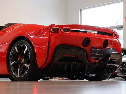 Certified 2022 Ferrari SF90 Spider image 61
