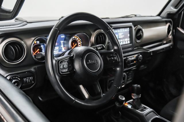 Used 2018 Jeep Wrangler Sport AWD/4WD image 17