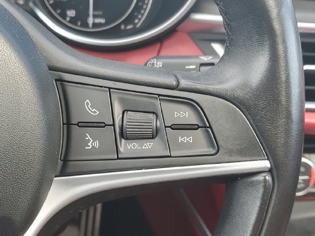 Used 2019 Alfa Romeo Stelvio Ti Lusso w/ Quick Order Package 22X Lusso AWD/4WD image 24