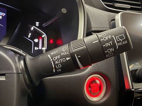 Used 2020 Honda CR-V Touring image 22