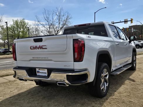 New 2026 GMC Sierra 1500 SLT w/ SLT Premium Plus Package AWD/4WD image 4