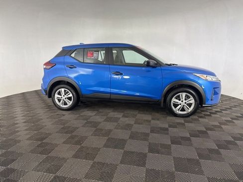 Certified 2024 Nissan Kicks S image 5