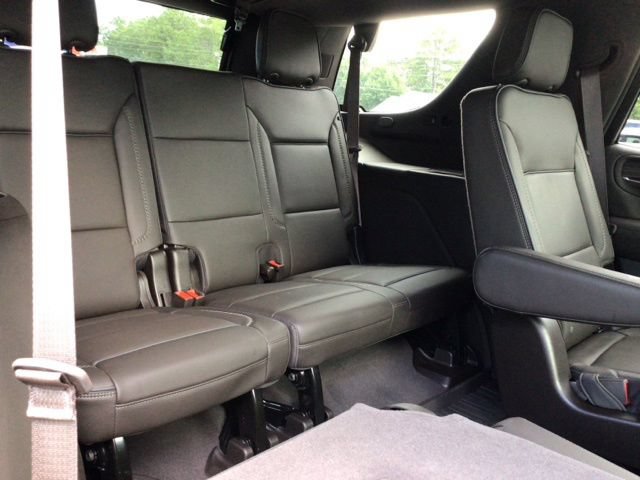 Used 2024 GMC Yukon Denali w/ LPO, Floor Liner Package AWD/4WD image 23