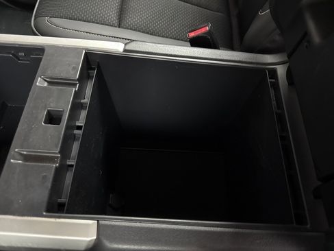 Used 2019 Nissan Titan PRO-4X image 24