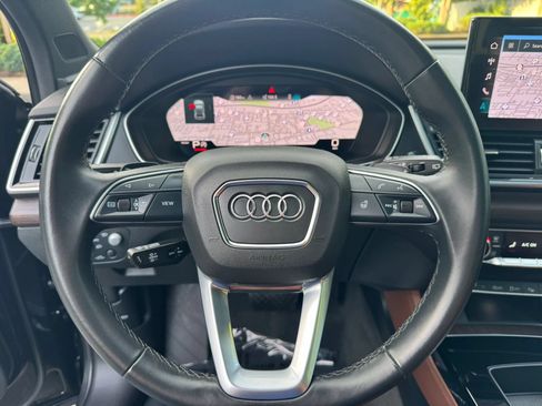 Used 2021 Audi Q5 Prestige w/ Prestige Package AWD/4WD image 32