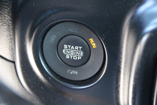 Used 2023 Jeep Wrangler Unlimited Sahara w/ Cold Weather Group AWD/4WD image 23
