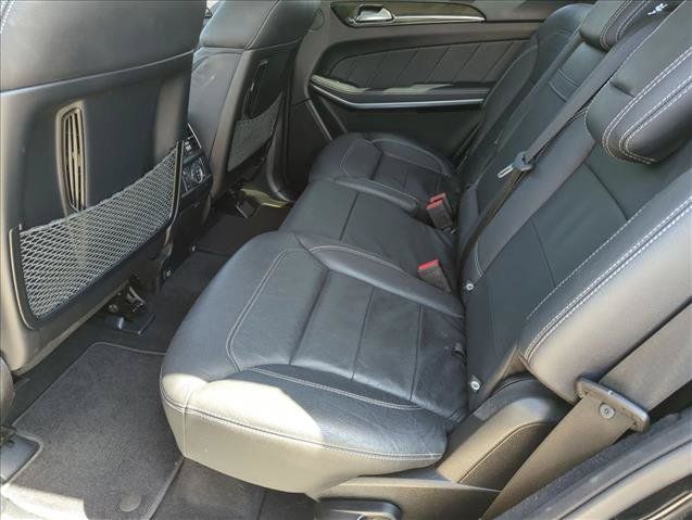 Used 2016 Mercedes-Benz GL 550 4MATIC image 13