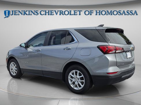Used 2024 Chevrolet Equinox LT FWD image 8