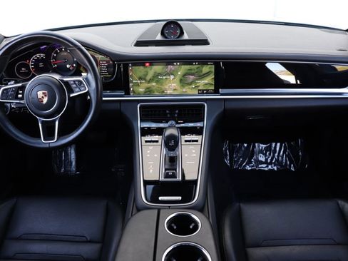 Used 2019 Porsche Panamera 4 image 45