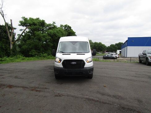 Used 2025 Ford Transit 250 148 Medium Roof RWD image 33