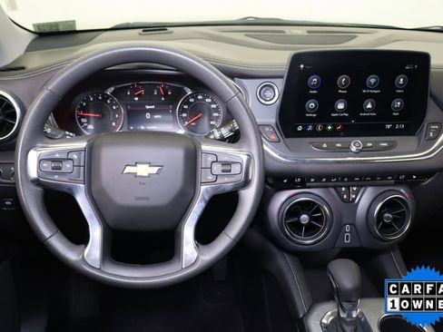 Used 2025 Chevrolet Blazer LT FWD image 18