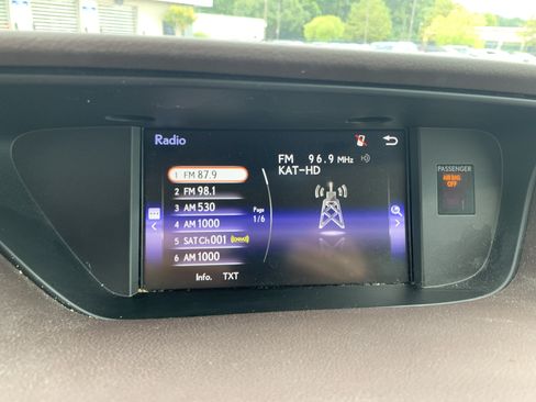 Used 2017 Lexus ES 350 w/ Premium Package FWD image 22