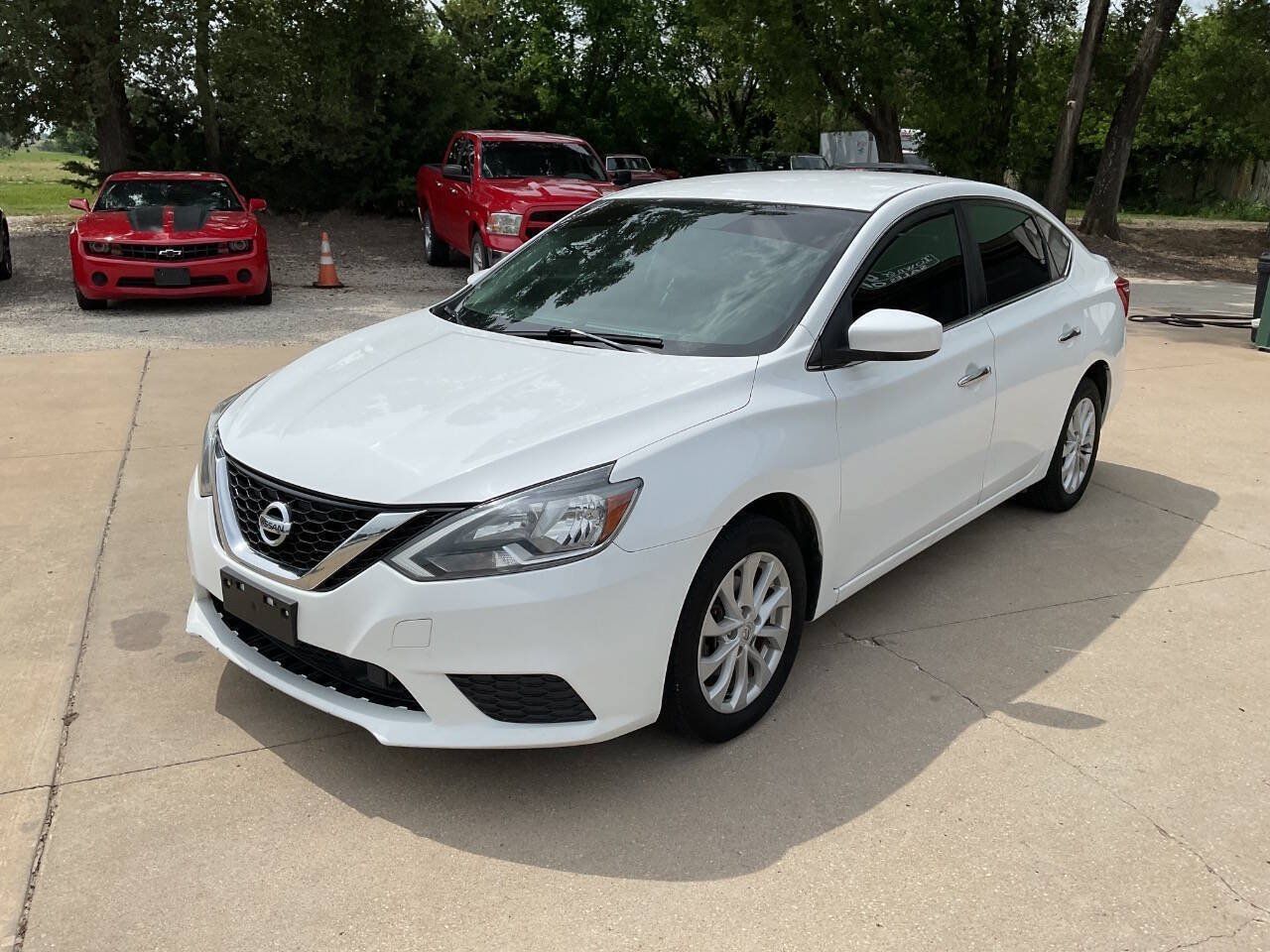 Used 2019 Nissan Sentra SV FWD image 5