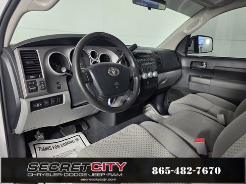 Used 2012 Toyota Tundra 4x4 Double Cab image 11