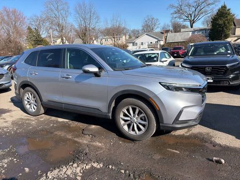 Used 2023 Honda CR-V EX image 17