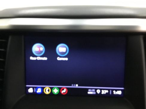 Used 2023 GMC Acadia SLE w/ Driver Convenience Package image 31