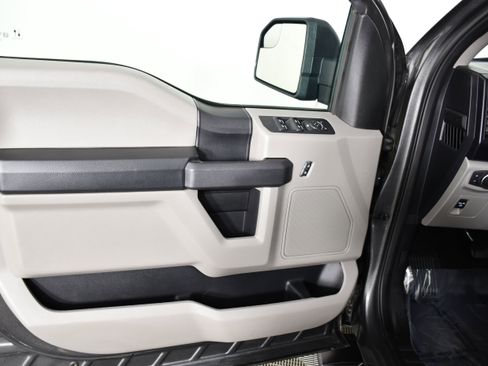 Used 2020 Ford F150 XL w/ Equipment Group 101A Mid AWD/4WD image 41