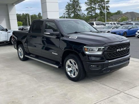 Used 2022 RAM 1500 Big Horn AWD/4WD image 4