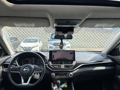 Used 2023 Nissan Altima 2.0 SR image 6