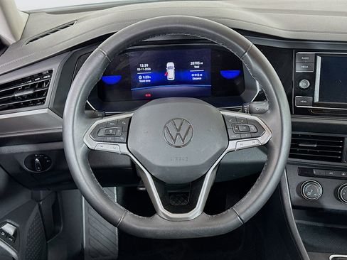 Used 2024 Volkswagen Jetta S image 18