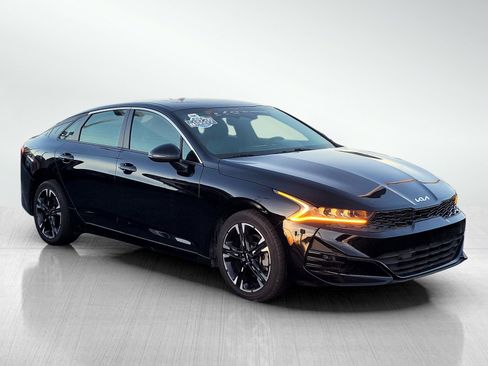 Used 2023 Kia K5 GT-Line image 3