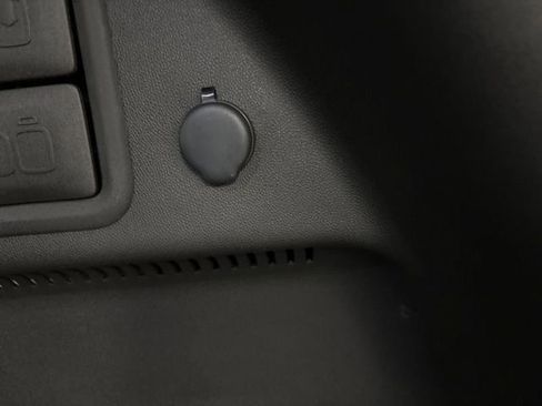 Used 2022 Chevrolet Equinox LT image 34