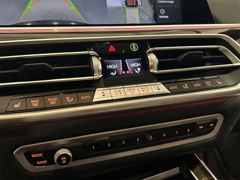 Used 2023 BMW X5 xDrive40i w/ M Sport Package image 18