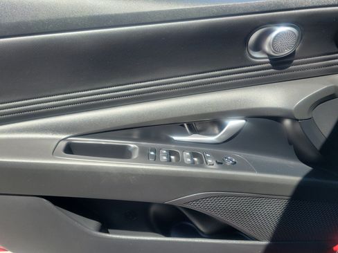 Certified 2023 Hyundai Elantra SEL w/ Convenience Package FWD image 21