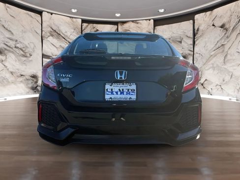 Used 2018 Honda Civic EX image 4