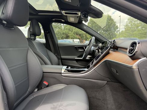 Certified 2025 Mercedes-Benz C 300 4MATIC Sedan image 31