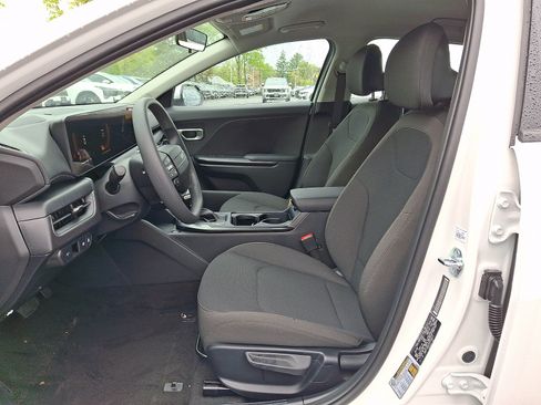 New 2026 Kia K4 FWD image 6