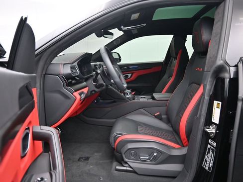 Used 2024 Lamborghini Urus S image 30