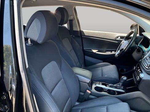 Used 2016 Hyundai Tucson Sport FWD image 9