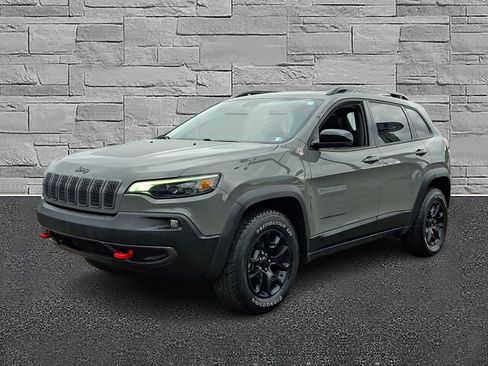 Used 2022 Jeep Cherokee Trailhawk w/ Sun, Sound & Nav Group AWD/4WD image 5