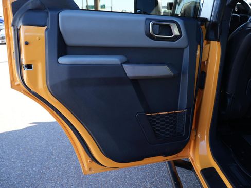 Used 2021 Ford Bronco Badlands w/ Sasquatch Package image 17