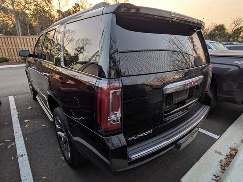 Used 2016 GMC Yukon Denali w/ Open Road Package image 4