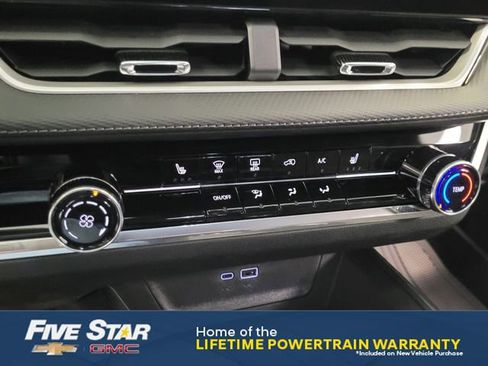 New 2026 Chevrolet Equinox LT FWD image 22