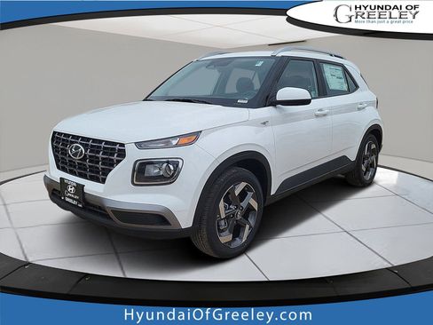 Used 2025 Hyundai Venue SEL FWD image 1