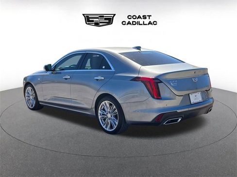Used 2025 Cadillac CT4 Premium Luxury image 7
