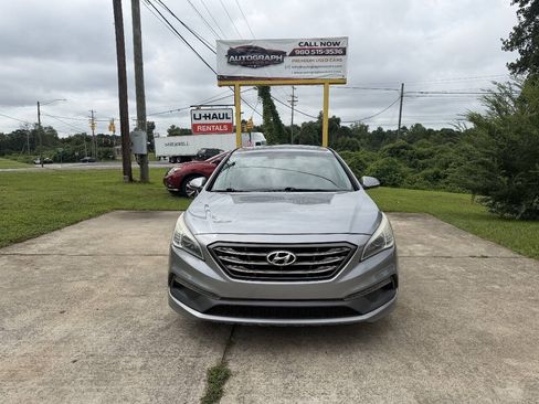 Used 2015 Hyundai Sonata Sport FWD image 2